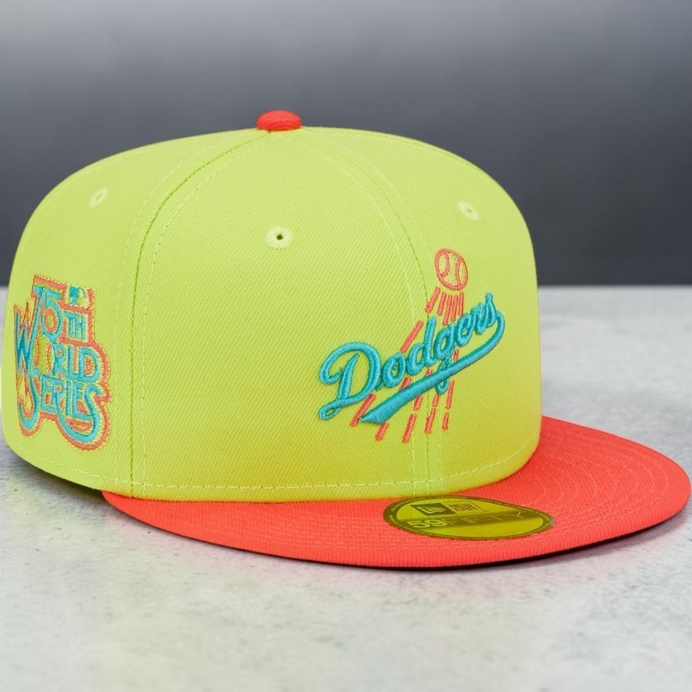 Los Angeles Dodgers Cyber Highlighter‎ Fitted Hat Sz 7 5/8 New Era 59FIFTY Green